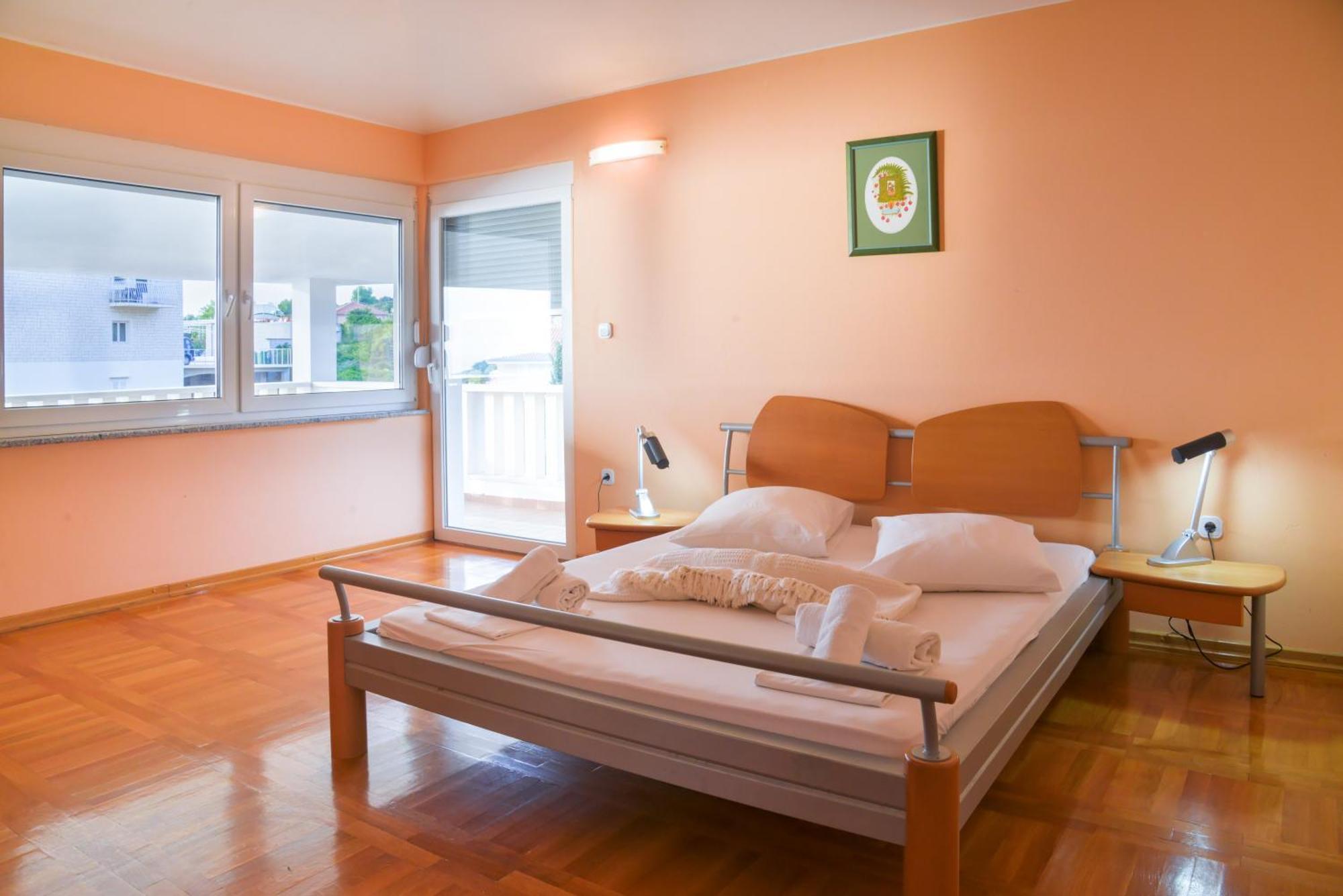 Oasis Blue Appartement Primošten Buitenkant foto