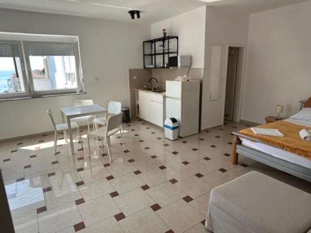 Oasis Blue Appartement Primošten Buitenkant foto