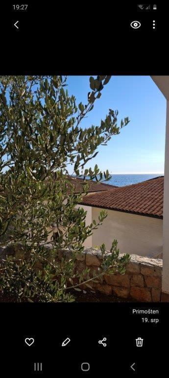 Oasis Blue Appartement Primošten Buitenkant foto