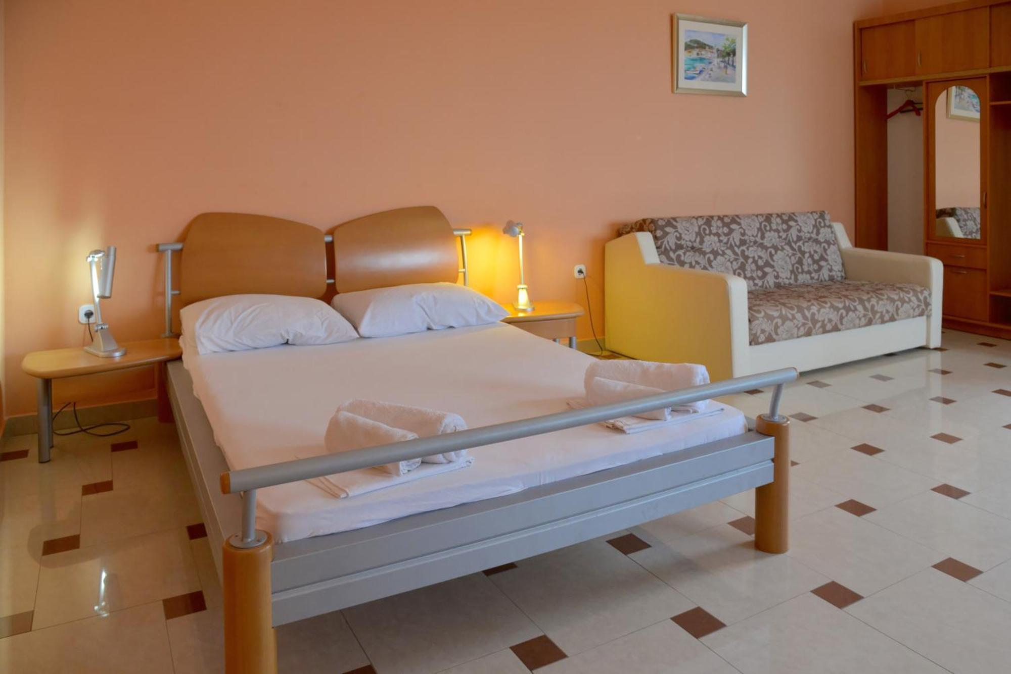 Oasis Blue Appartement Primošten Buitenkant foto